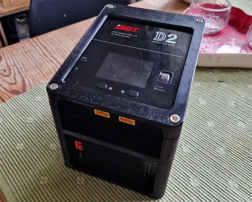 ISDT batteriladdare med två portar