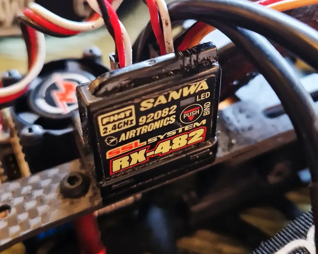sanwa mottagare/reciver monterad på bil